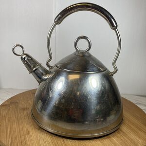 Culinary Essentials Professional Quality Stainless Steel Teapot Kettle 2.5 Qt